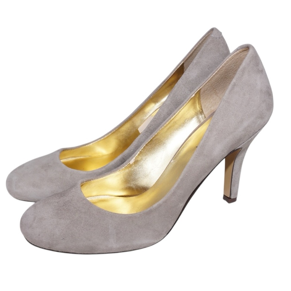 Nine West 'Ambitious' Gray Suede Round Toe Pumps, Size 8